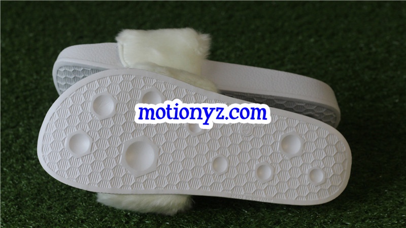 Puma Leadcat Fenty Fur Slide White